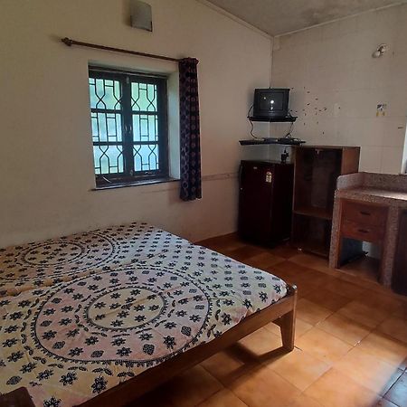 Hill View Guest House Anjuna Bagian luar foto