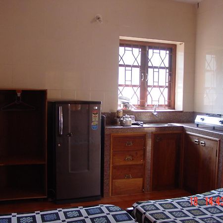 Hill View Guest House Anjuna Bagian luar foto