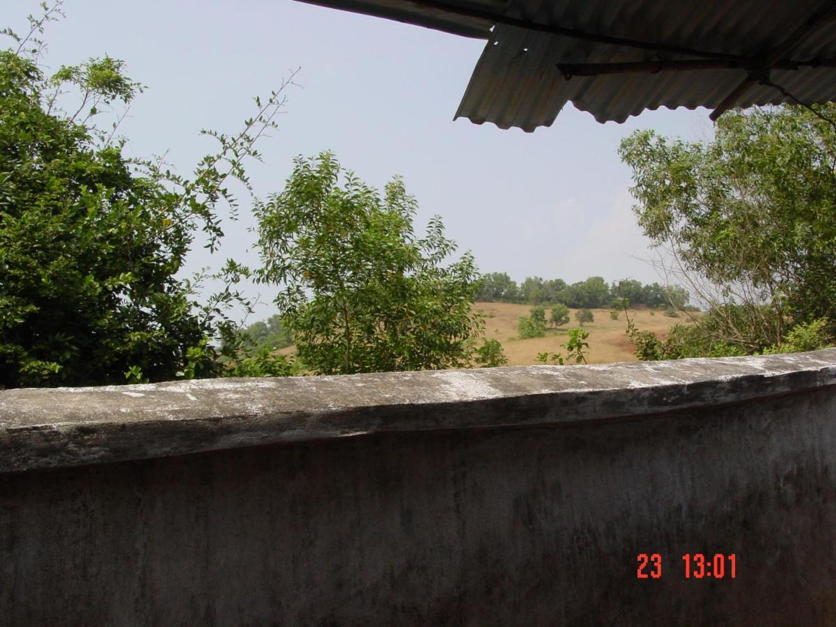 Hill View Guest House Anjuna Bagian luar foto