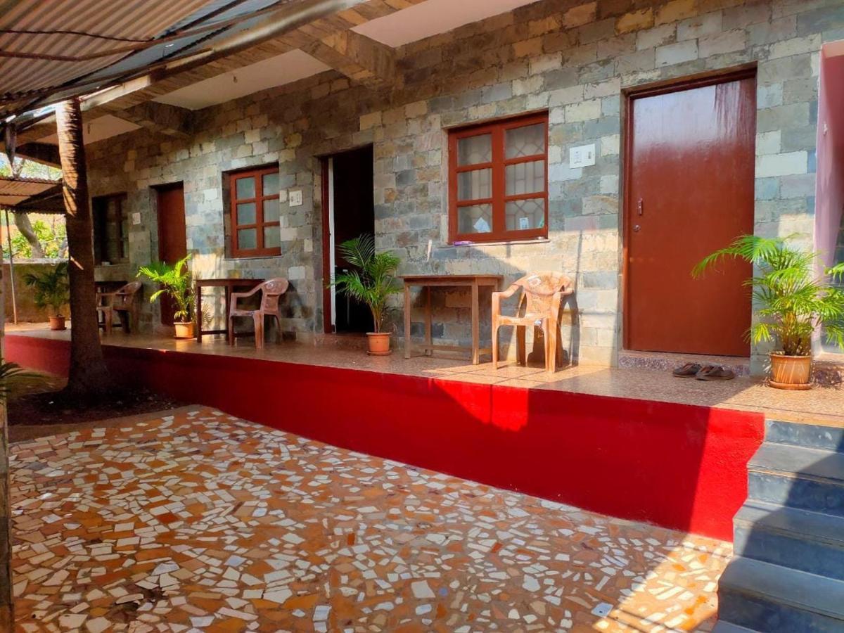Hill View Guest House Anjuna Bagian luar foto