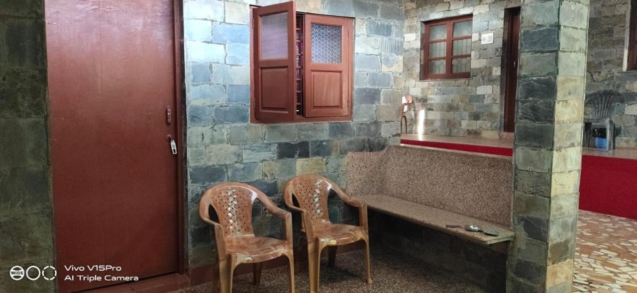 Hill View Guest House Anjuna Bagian luar foto