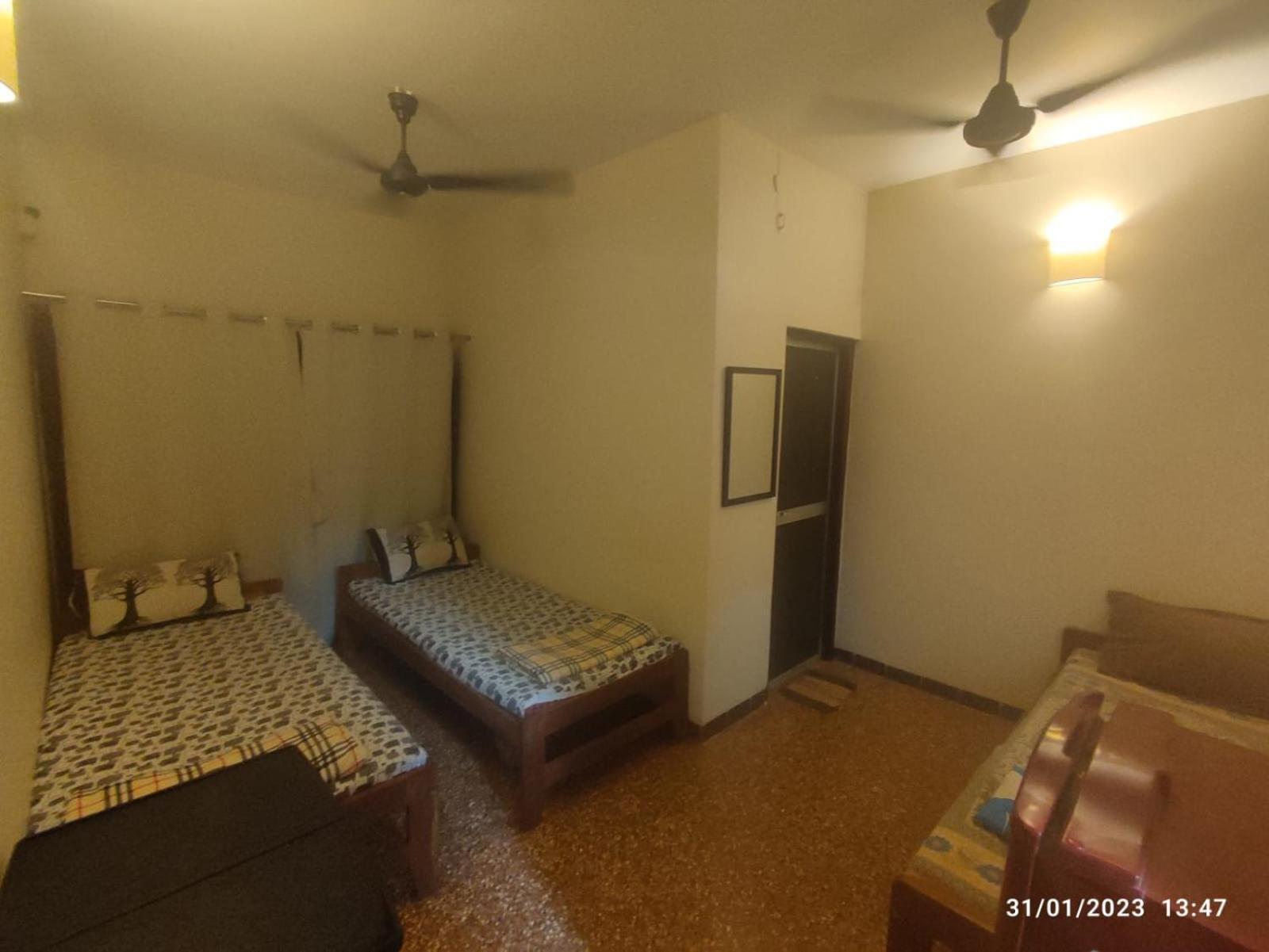 Hill View Guest House Anjuna Bagian luar foto